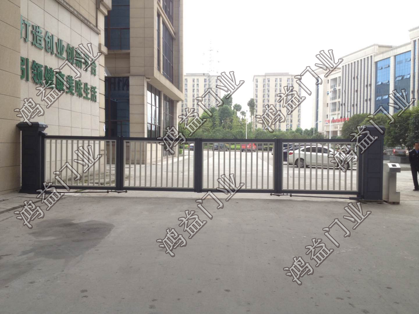 重庆江津区工业悬浮折叠门